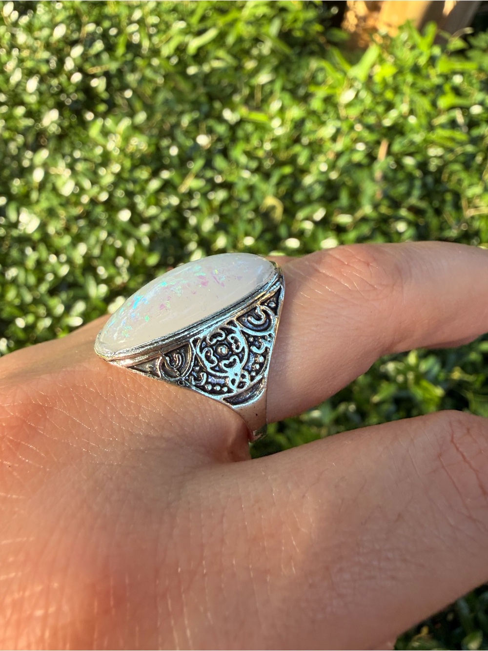 Silver Filigree White Opal-Style Oval Ring - Picture 3 of 6
